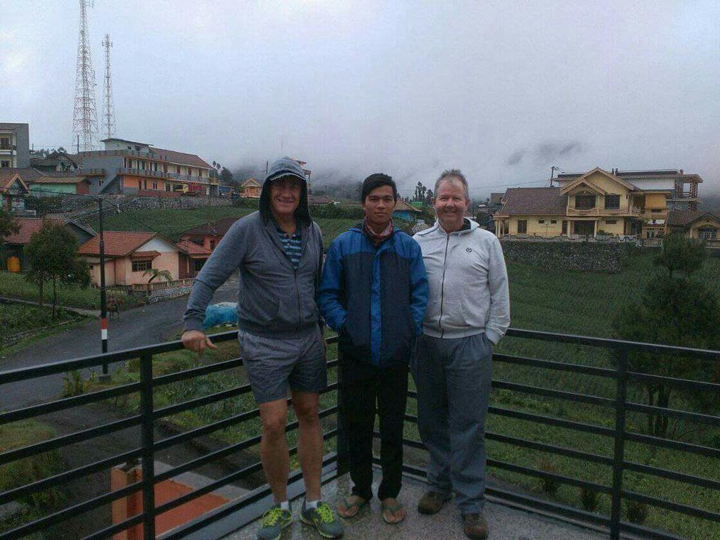 Bromo Otix Guest House Esterno foto