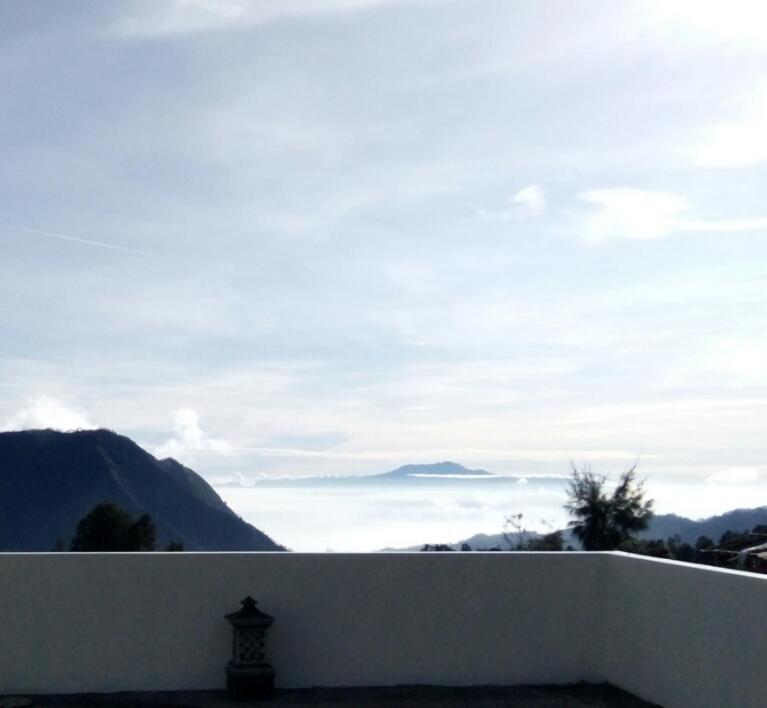 Bromo Otix Guest House Esterno foto