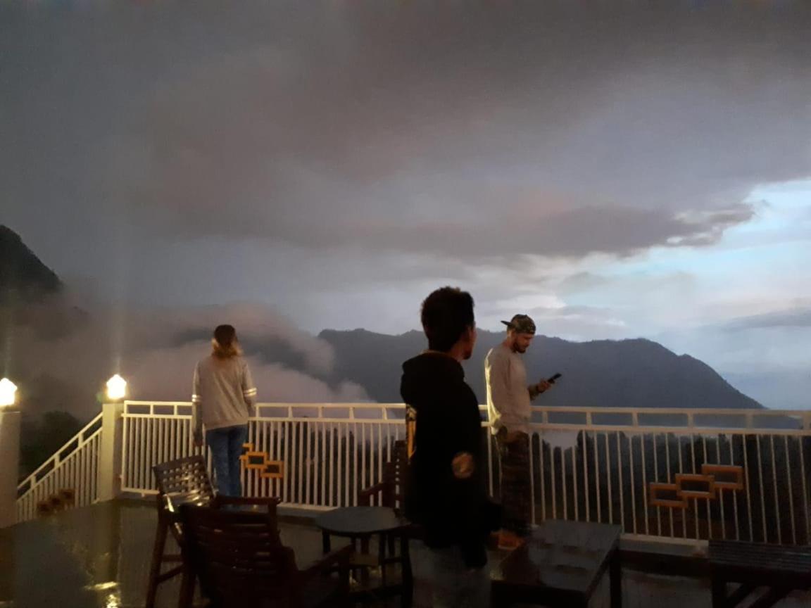 Bromo Otix Guest House Esterno foto
