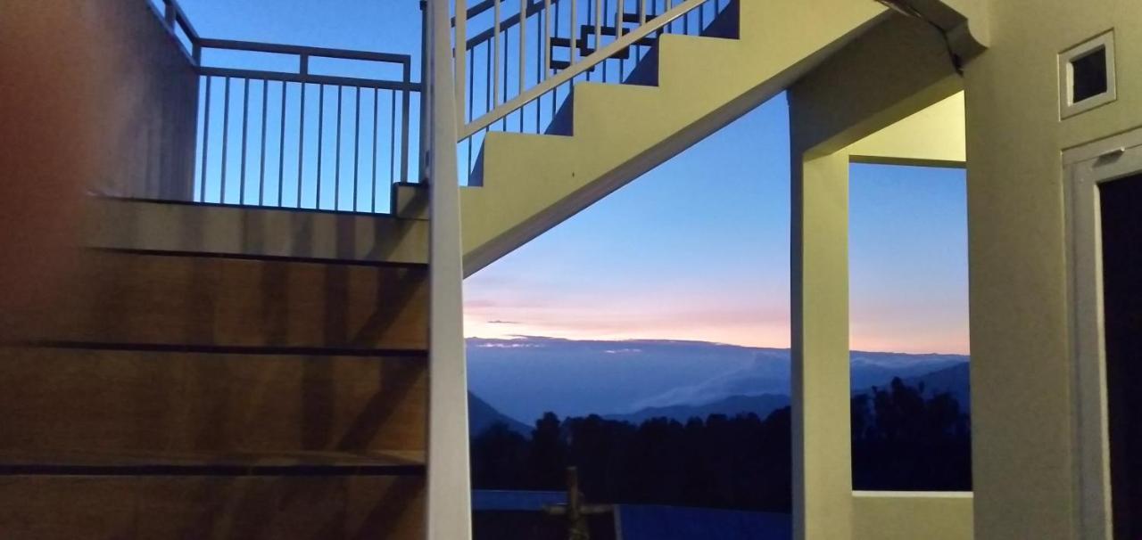 Bromo Otix Guest House Esterno foto